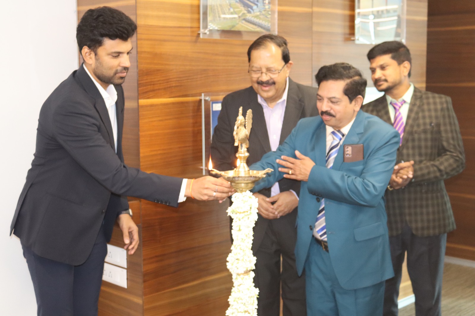 Rajasekhar lighting lamp